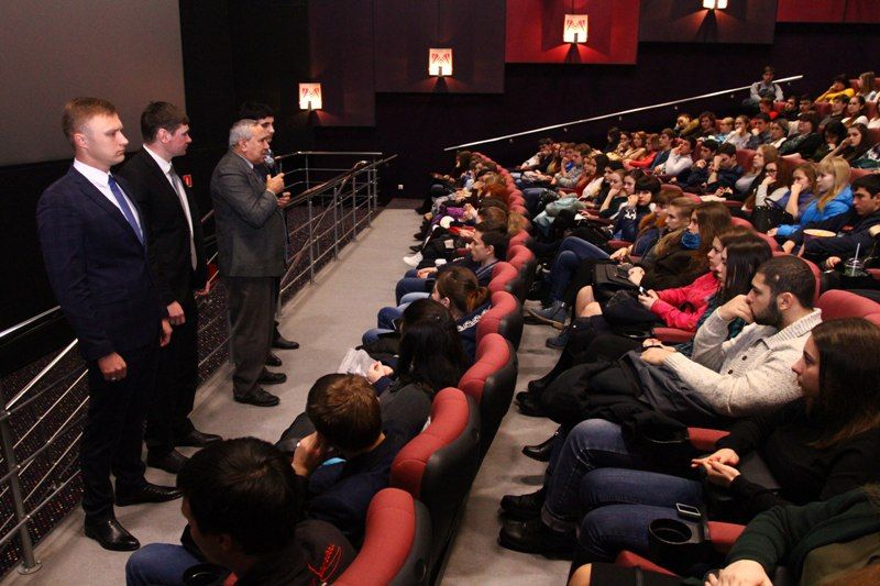 Студенты Армавирского Механико-Технологическом Институте.