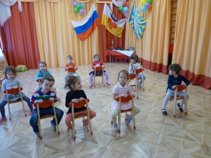 отряд военных смотр детский. нравственно-патриотическое воспитание дошкольников. патриотическое музыкальное занятие. патриотическое музыкальное занятие. патриотические выступления детей.