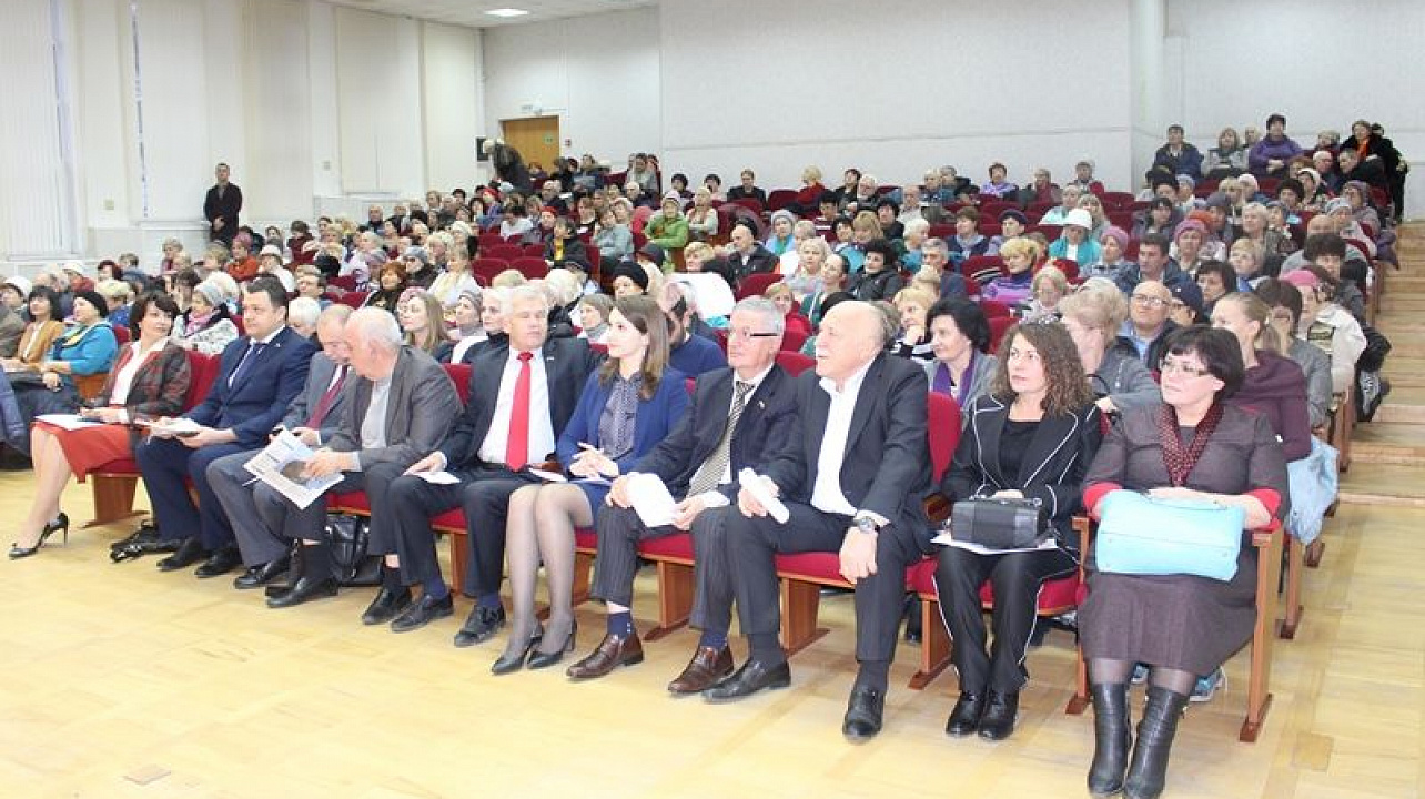 Депутаты Законодательного Собрания Краснодарского края и городской Думы Краснодара отчитались перед жителями Центрального округа