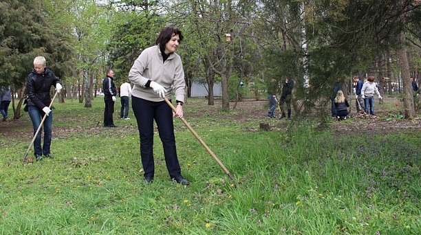 Жители Центрального округа приняли участие во Всекубанском субботнике
