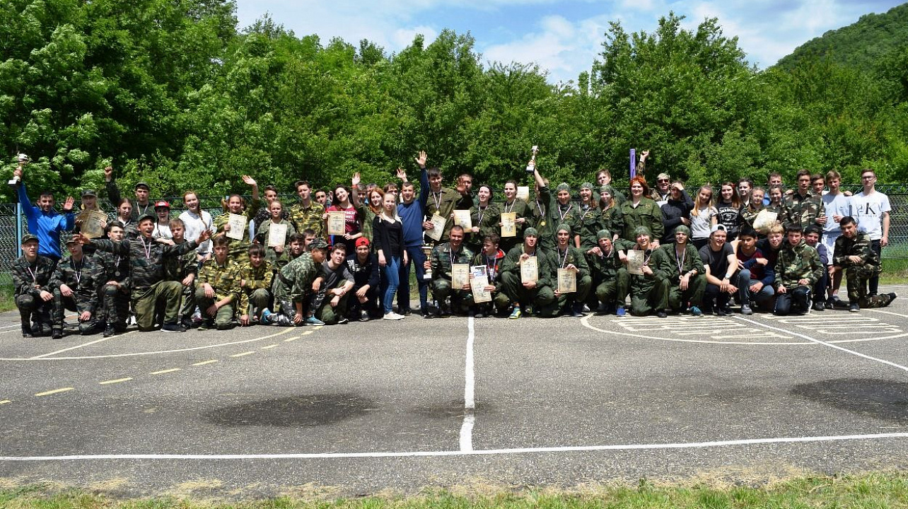 Школьники Западного округа приняли участие в слёте молодежи