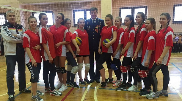 Соревнования по волейболу в школе № 69