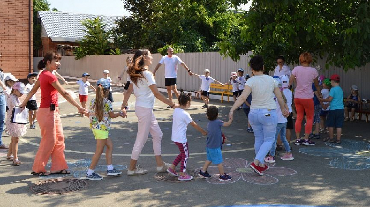 В детских садах Западного округа прошли праздники  по случаю  Дня семьи, любви и верности