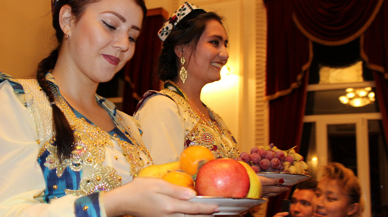 Таджики Краснодара отметили праздник урожая (4).JPG