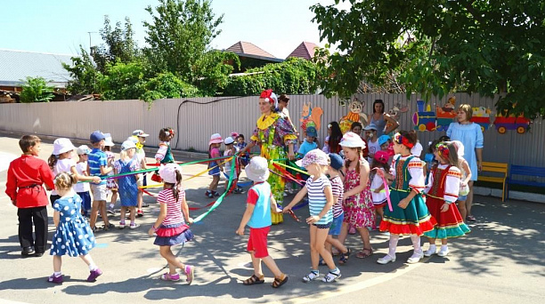 В детском саду провели праздник яблочного спаса