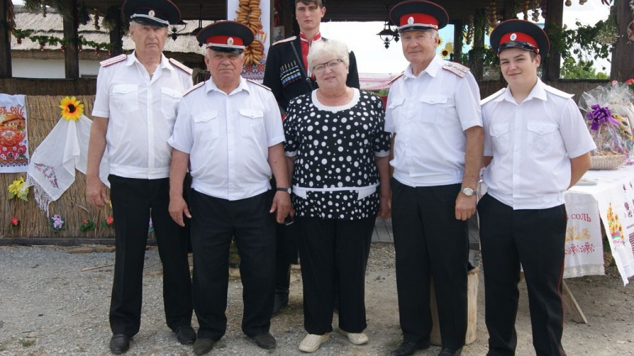 Казаки побывали в этнографическом комплексе «Атамань»