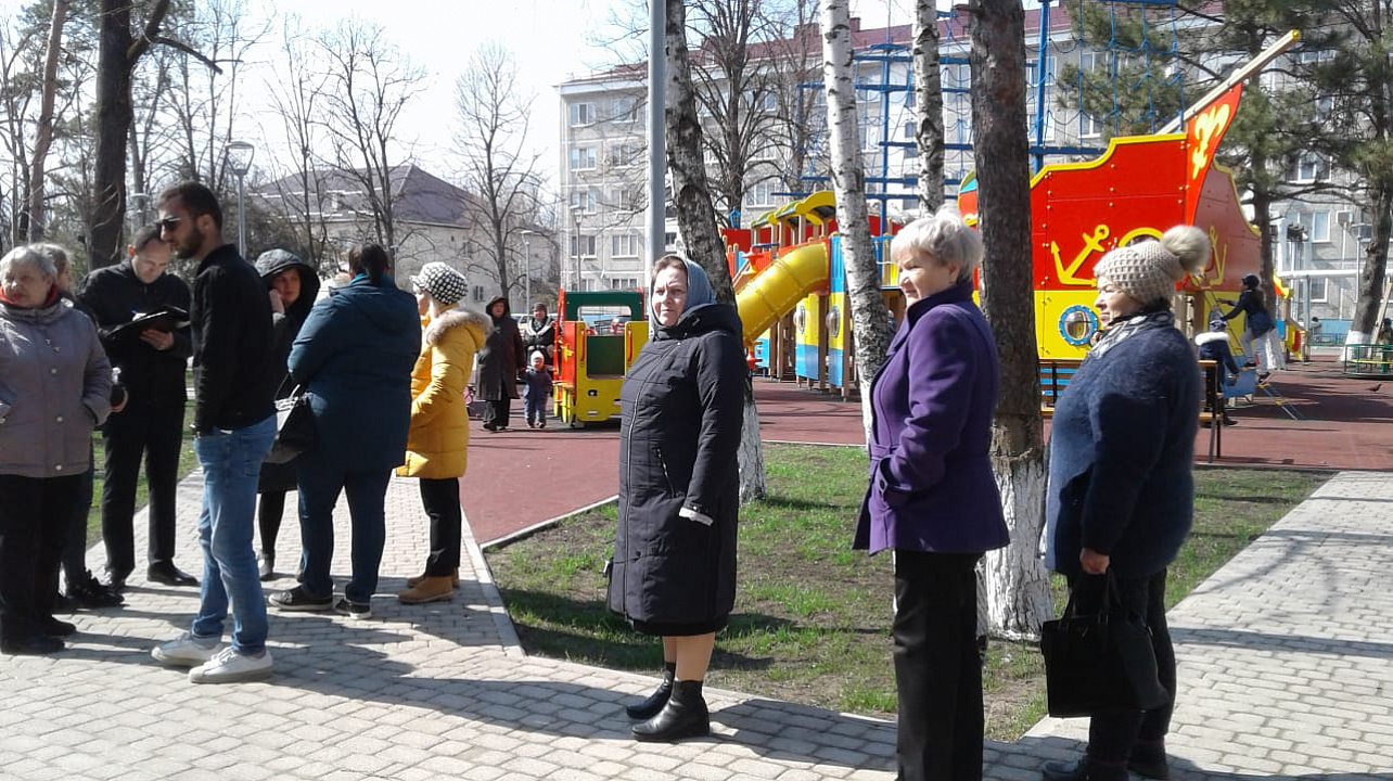 В поселке Лорис состоялась информационная встреча