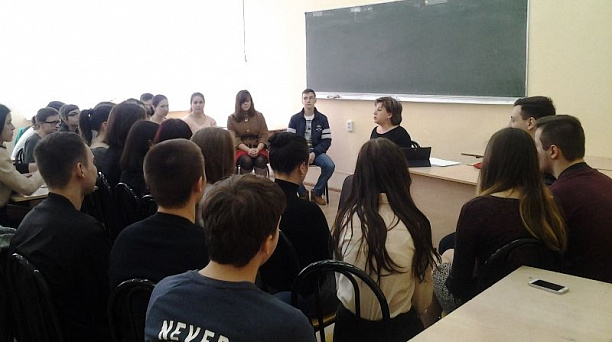 Для студентов Центрального округа проходят тренинги на тему здорового образа жизни