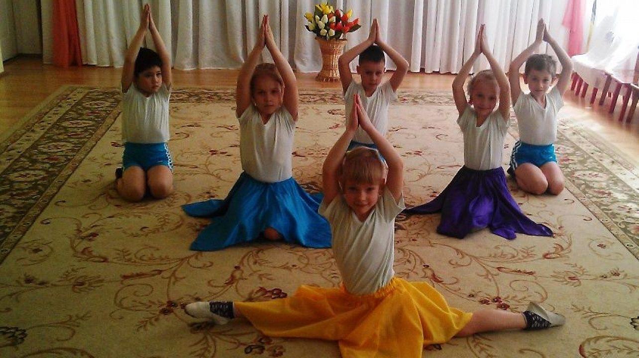 В дошкольных учреждениях Западного округа отметили День космонавтики