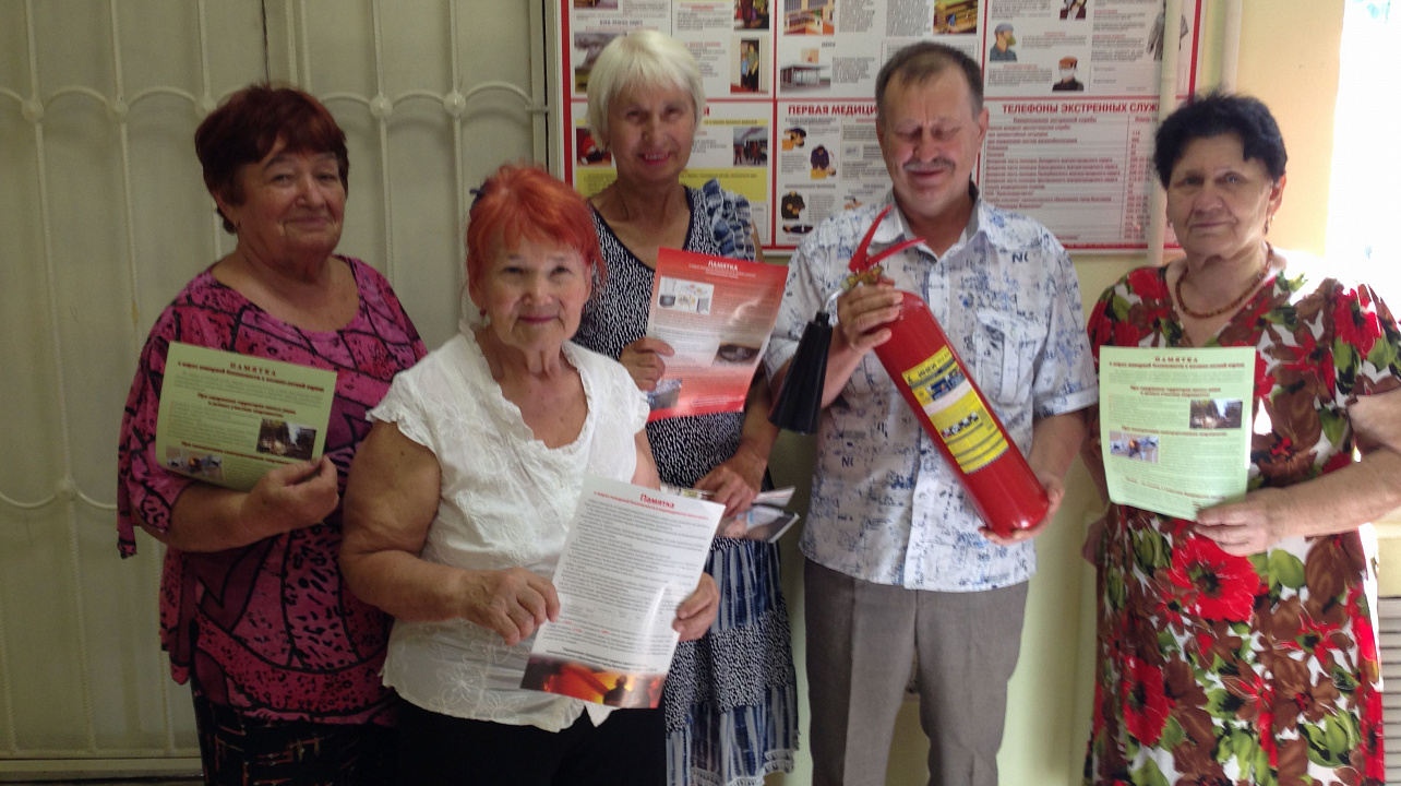 Жителям Славянского микрорайона рекомендовали уничтожить сорную растительность в местах захоронений близких на Славянском кладбище