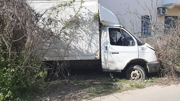 В этом году в Центральном округе убрано более 20 брошенных автомобилей