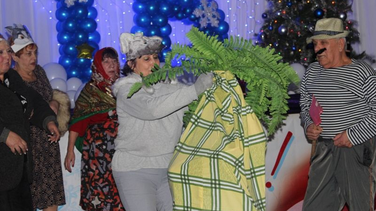 В Центральном округе состоялся новогодний бал общественности