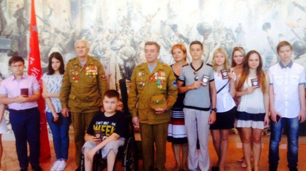 Юным жителям Центрального округа вручили первые паспорта