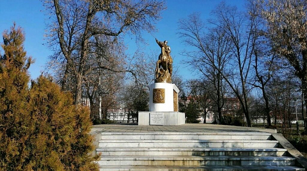В Краснодаре презентовали концепции благоустройства сквера Казачьей Славы