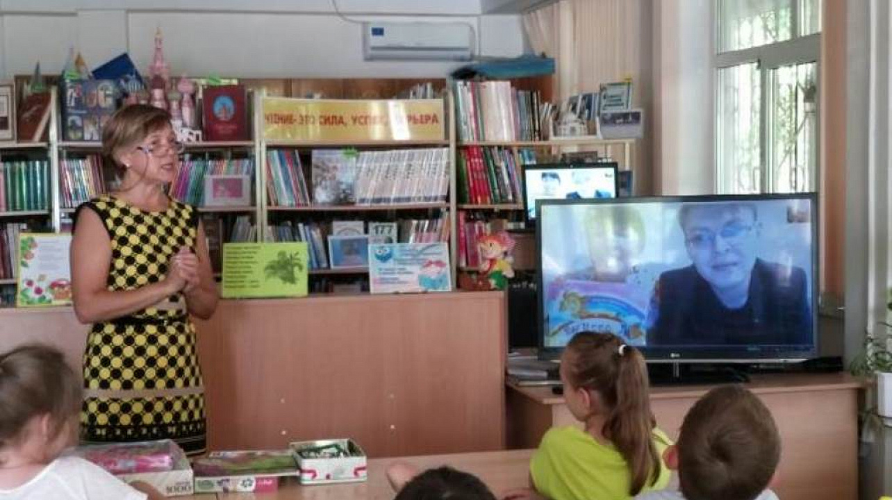 В Детской библиотеке им. К. И. Чуковского прошла онлайн-встреча  с сибирскими поэтами