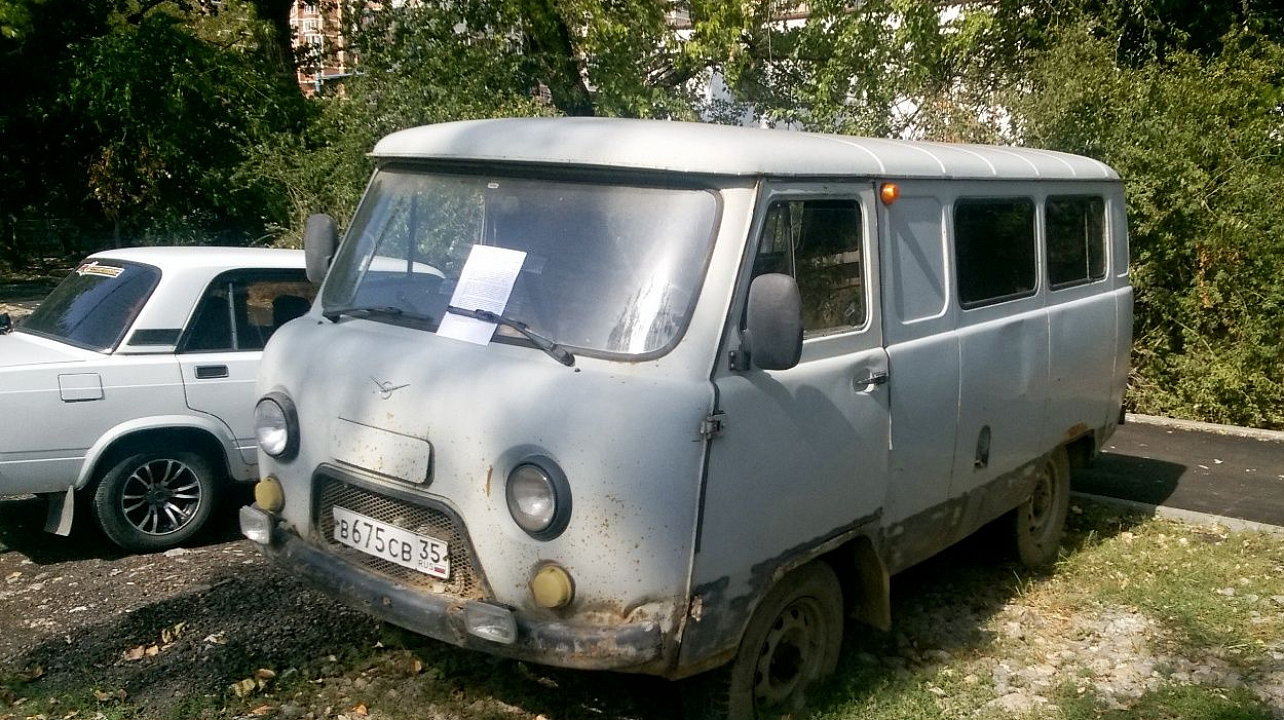 В Западном округе прошел мониторинг улиц с целью выявления и уборки брошенных транспортных средств