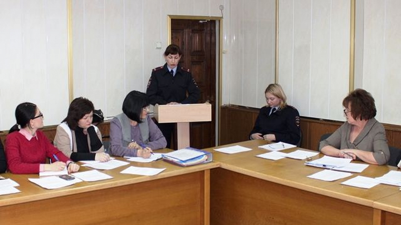 комиссия по делам несовершеннолетних.jpg