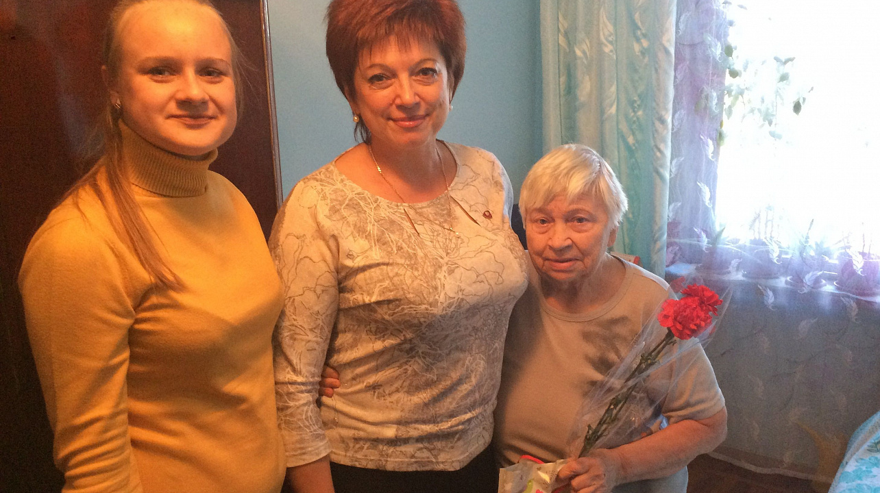 В Центральном округе поздравили активистов комсомольского движения