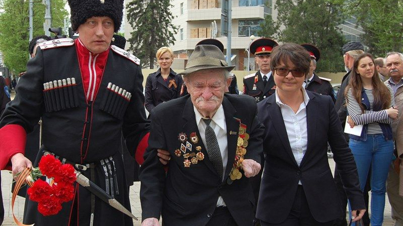 «Знамя Победы вижу вновь, в мои 90 лет..»