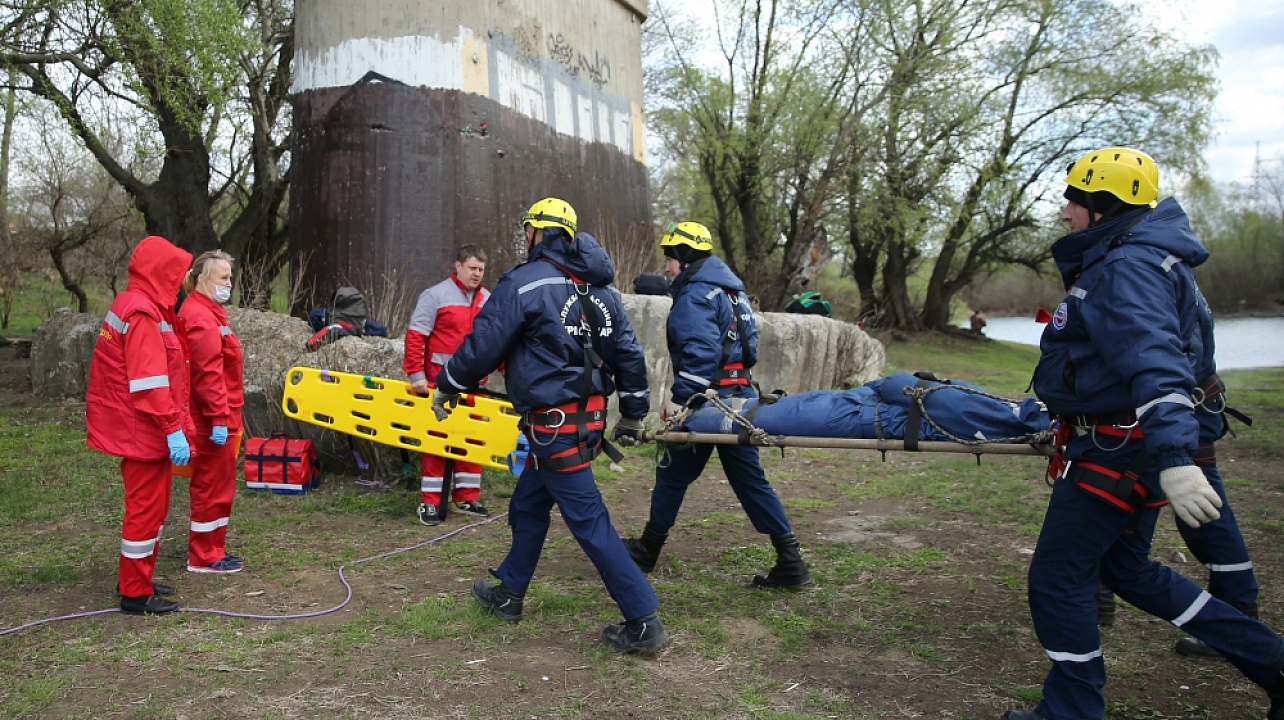 В Краснодаре проверили готовность сил и средств к возможным ЧС в паводковый и пожароопасный период
