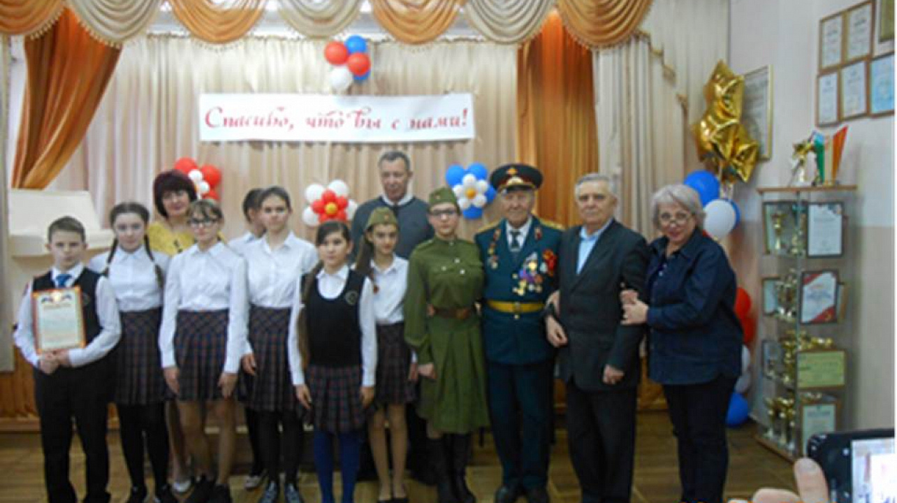 «Строки, опаленные войной…»