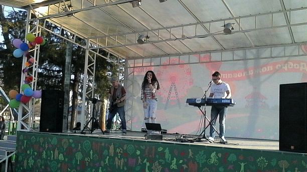 Женщин Западного округа поздравили с праздником