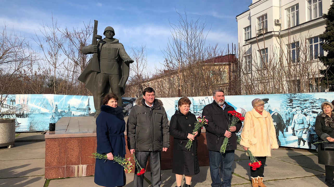 Ко дню освобождения Краснодара от фашистов у мемориалов в Западном округе прошли торжественные церемонии