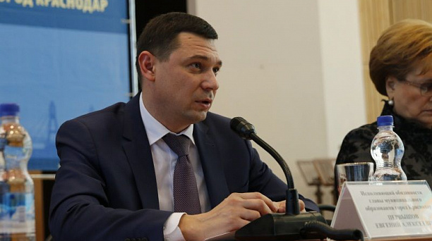 Евгений Первышов предложил изменить формат работы Совета директоров Краснодара