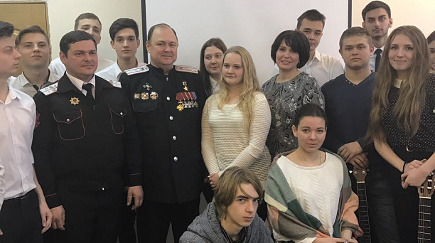 Студенты Западного округа встретились с Героем России