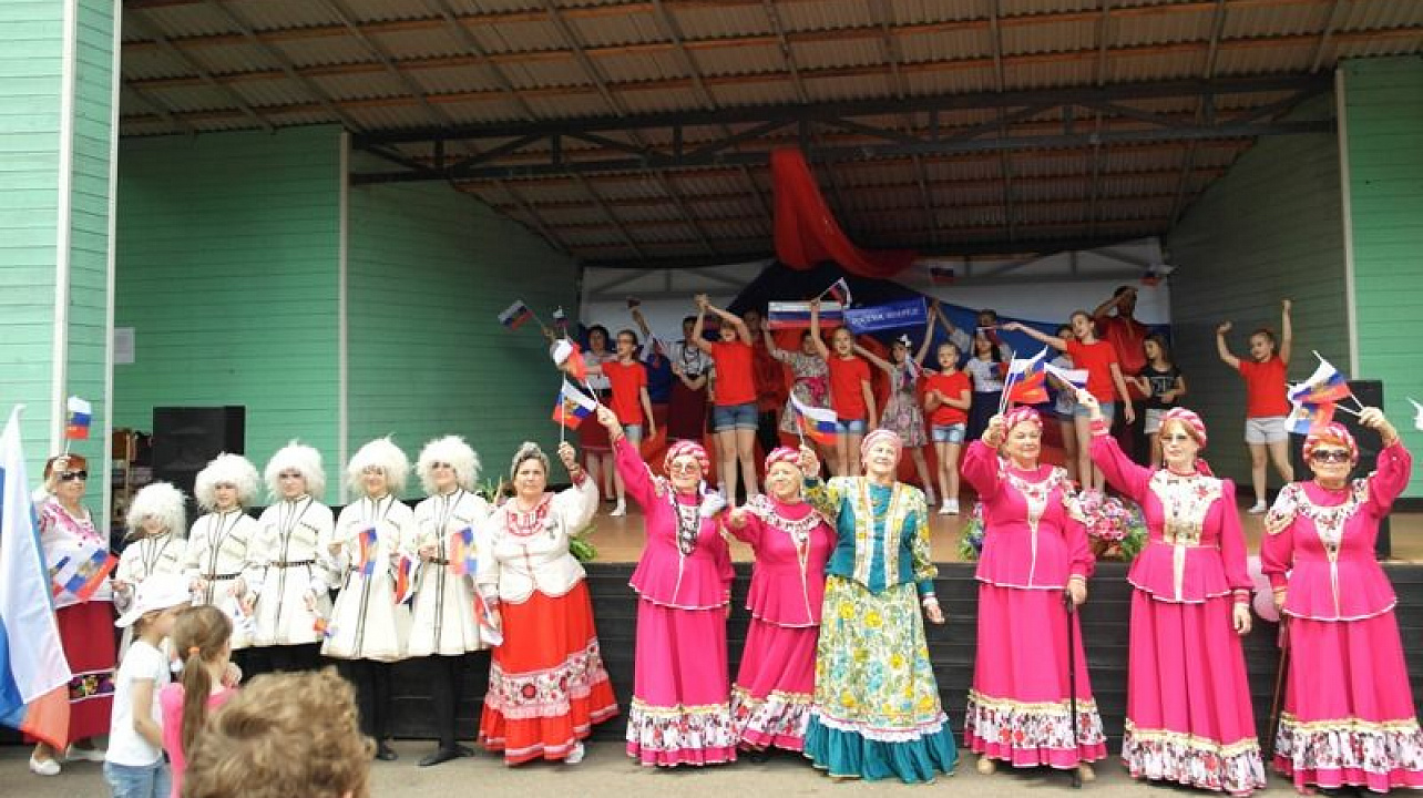 В Центральном округе прошел концерт «Россия, вперед!»