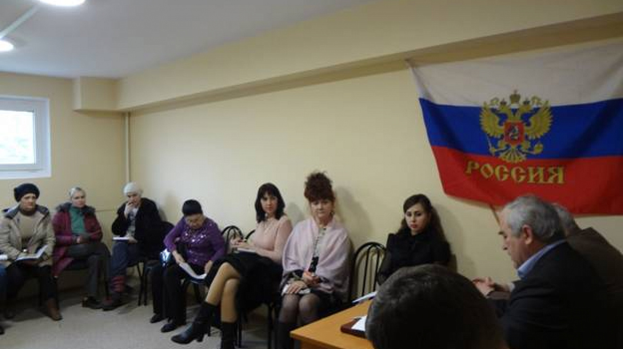 Жителей избирательных округов № 19 и 21 проинформировали об изменениях в законе "Об отходах производства и потребления"