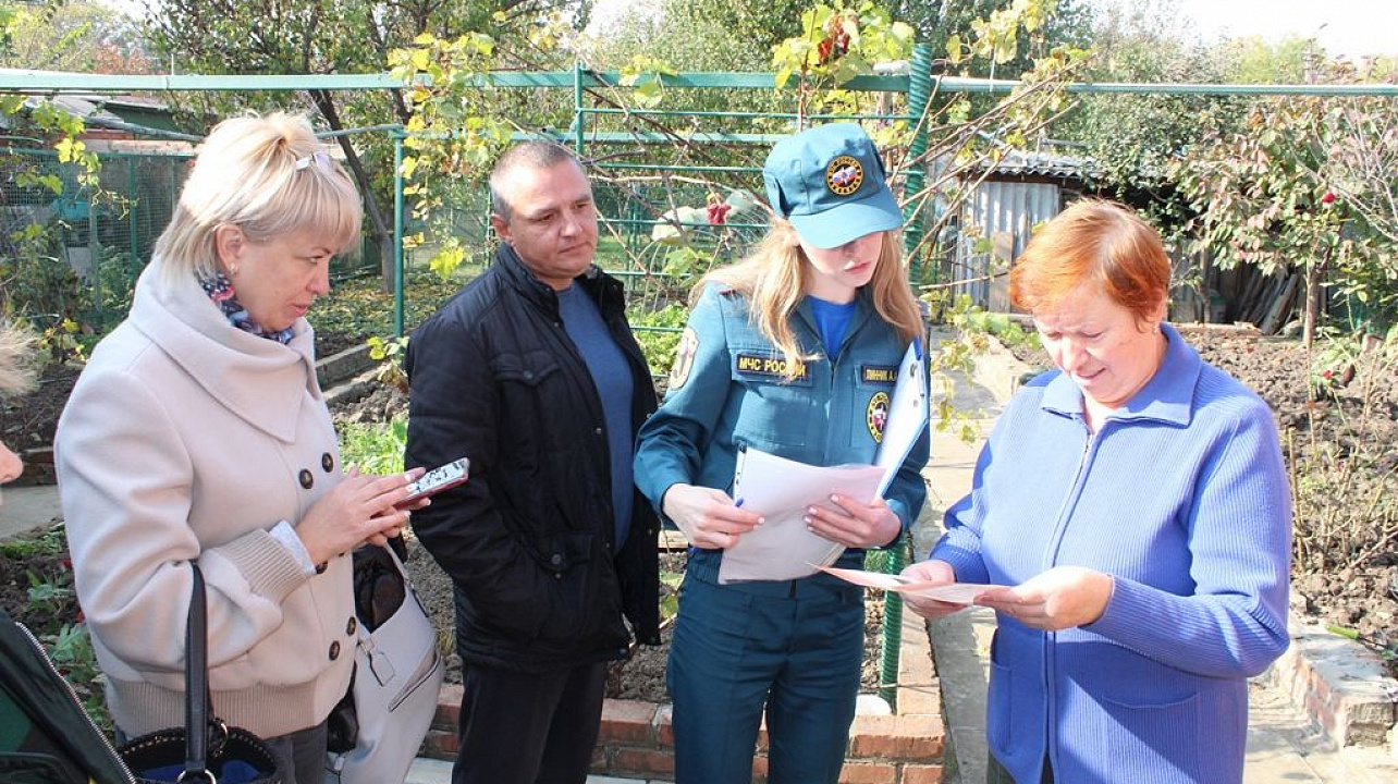 Жителям частного сектора Западного округа напомнили о правилах пожаробезопасности