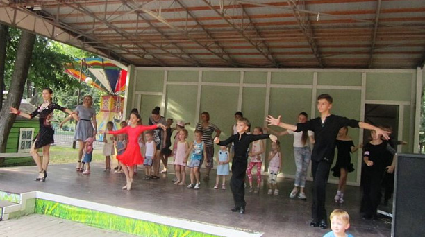 Детские праздники в «Чистяковской роще»