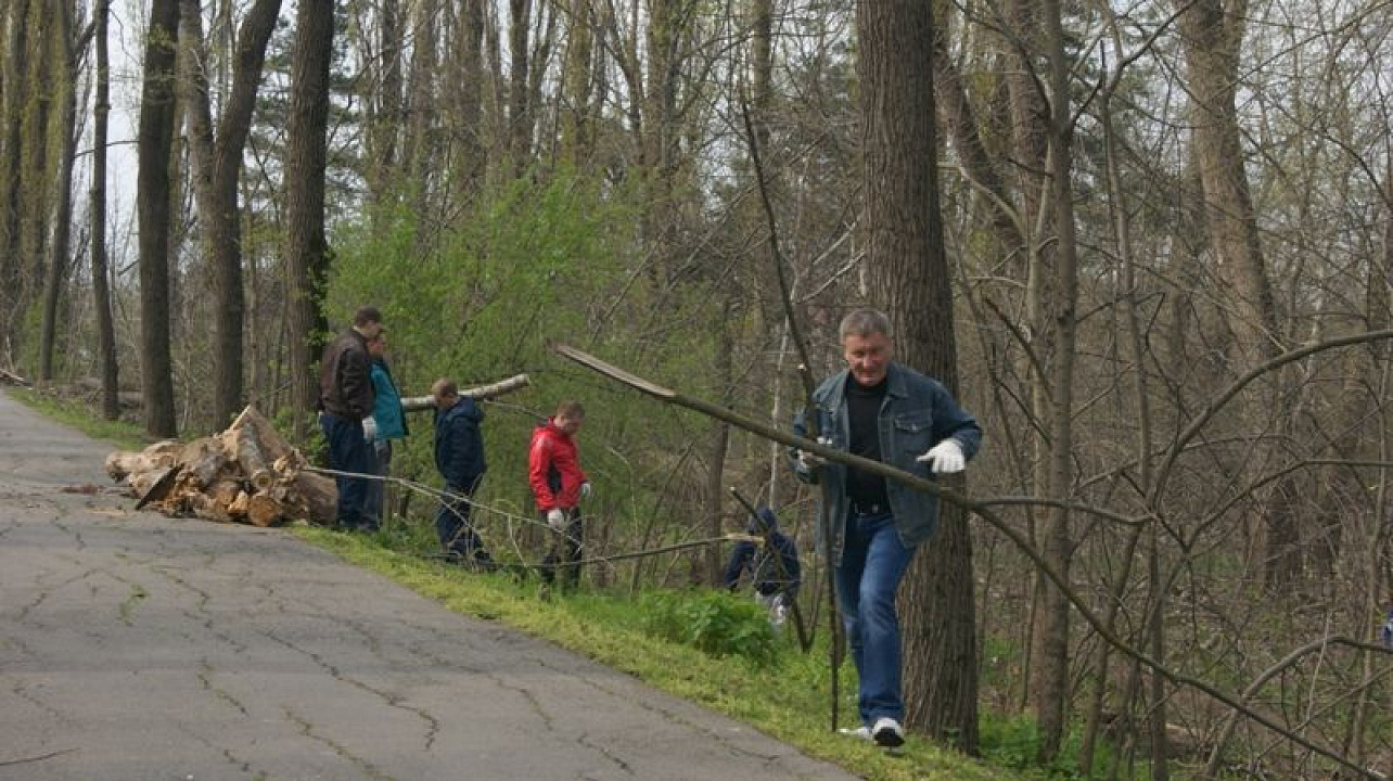 В субботнике в Западном округе приняли участие более 26 тысяч человек