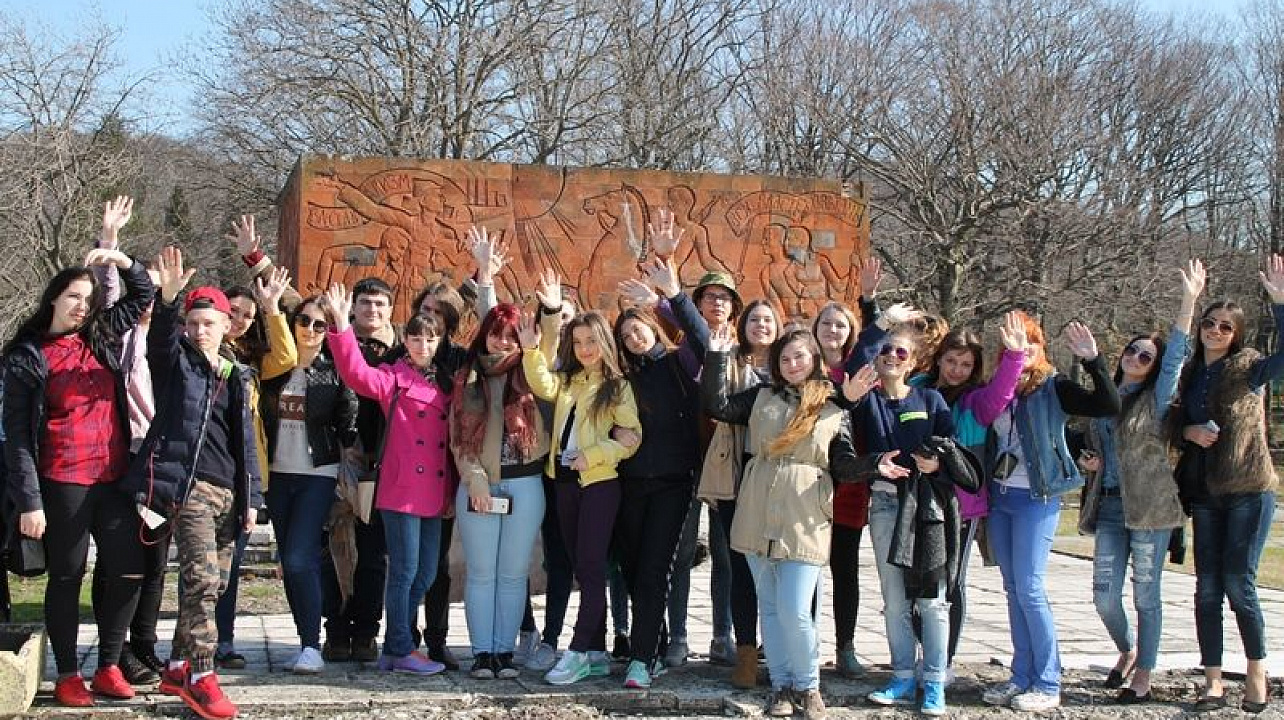 Студенты Краснодарского кооперативного института побывали с экскурсией в городе воинской славы