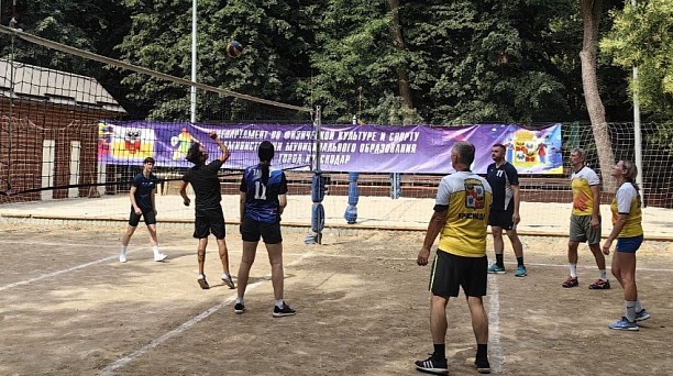 Весело и задорно прошли выходные в «Чистяковской роще»