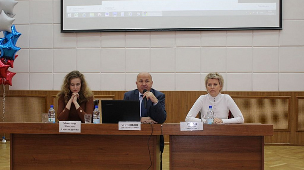 Предприятиям Западного округа разъяснили нормы размещения рекламных объектов