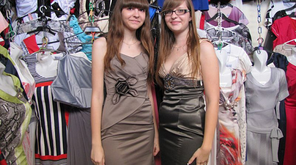 Администрация Центрального округа собрала на выпускной бал детей из малообеспеченных семей