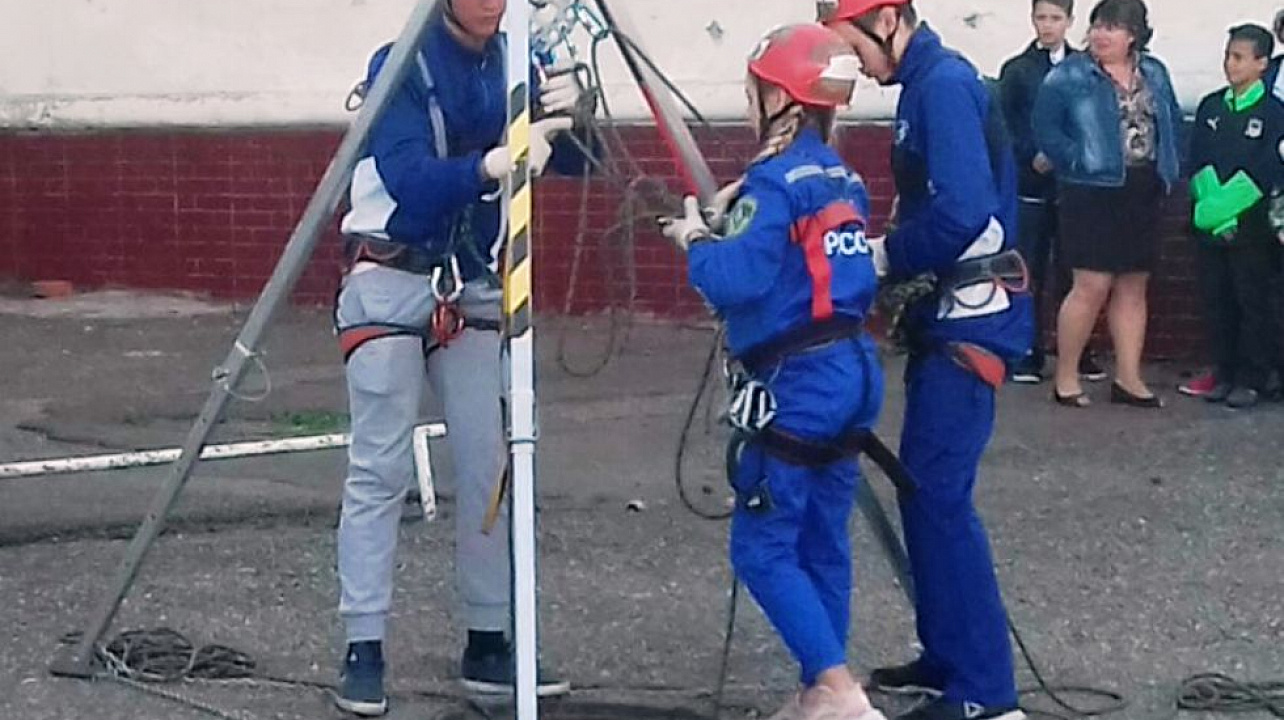 В Школе Западного округа прошла тренировка по гражданской обороне