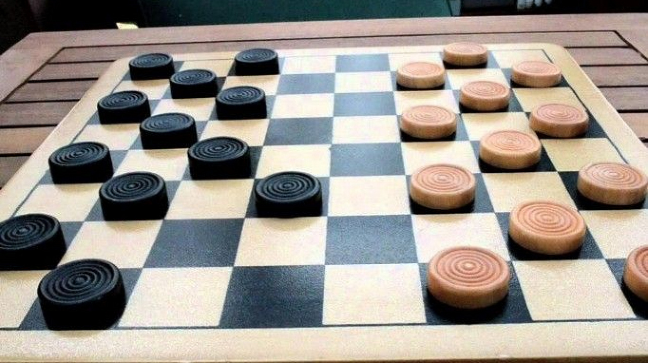 МБУ «ЦФМР» проведет онлайн-турнир по русским шашкам