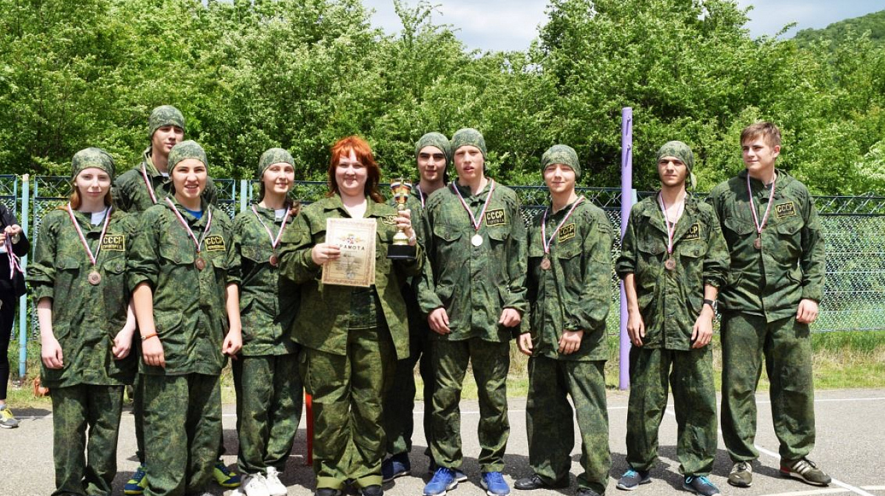 Школьники Западного округа приняли участие в слёте молодежи