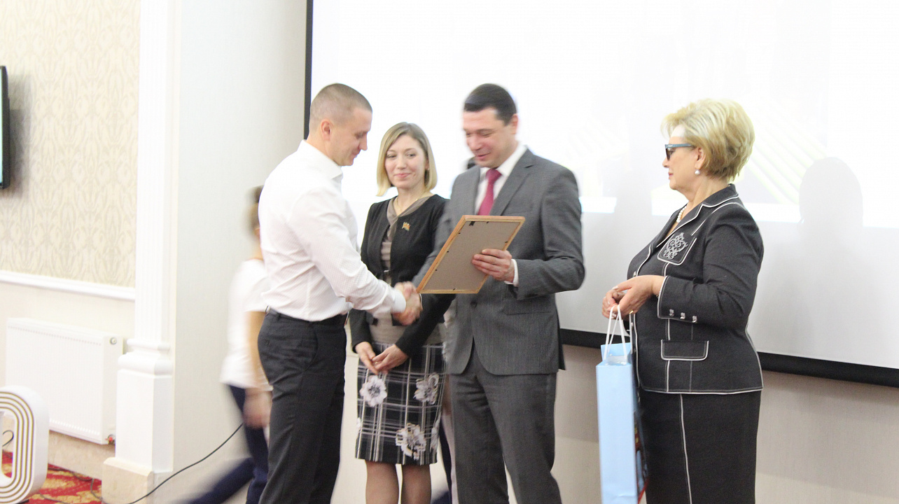 Спортивные итоги года подвели в Краснодаре. Атлетов и тренеров поблагодарил за достижения и поздравил с наступающим 2018 годом мэр Евгений Первышов. Часть 2.