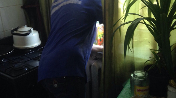 Молодые патриоты Прикубанского округа оказали помощь ветерану войны