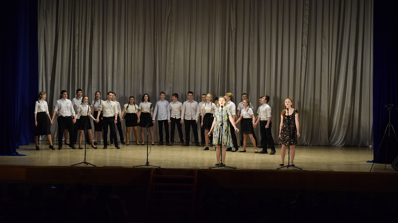 В сельском Доме культуры станицы Елизаветинской состоялся конкурс программ антинаркотической направленности