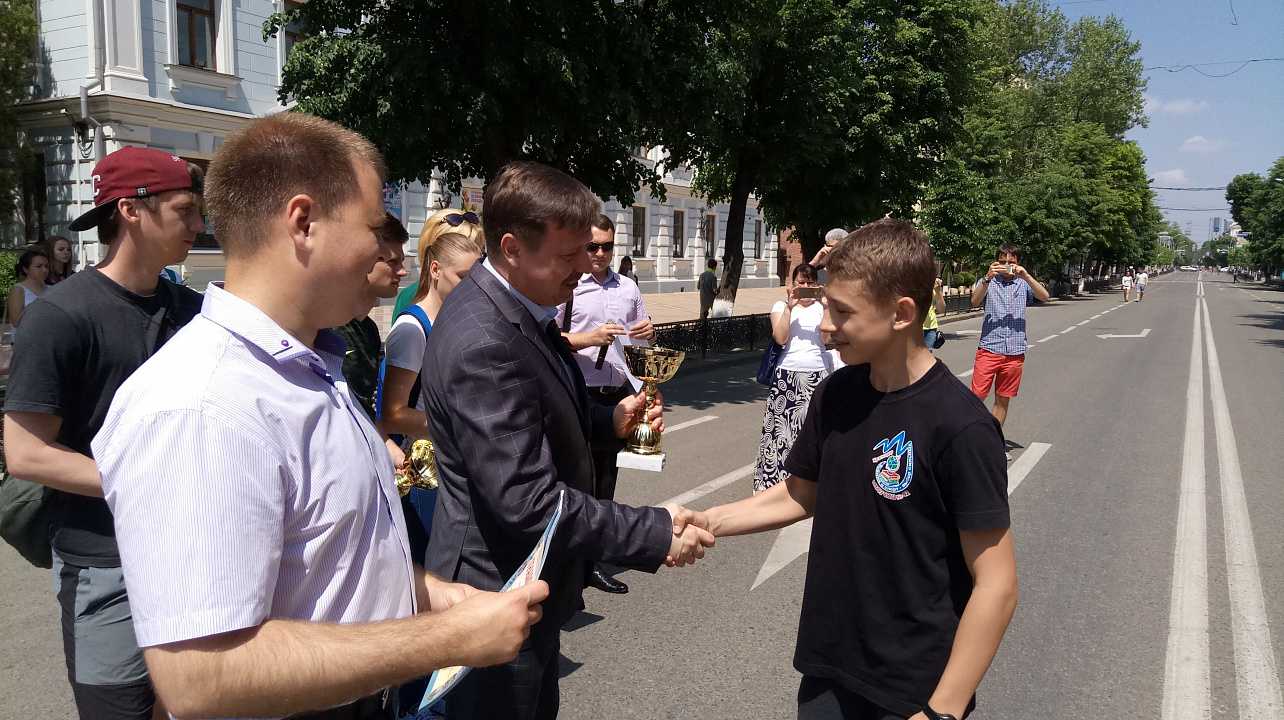 В Краснодаре прошла Всекубанская эстафета «Спортсмены Кубани — в ознаменование Победы в Великой Отечественной войне 1941–1945 годов»