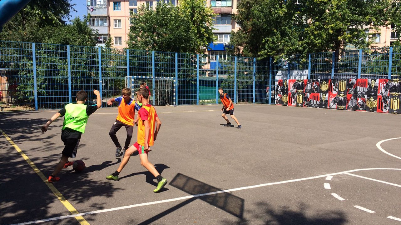 Футболисты с нашего двора