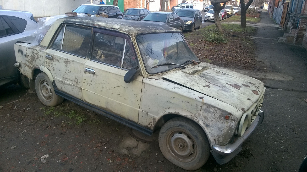 В Западном округе проведен очередной рейд по выявлению брошенного автотранспорта
