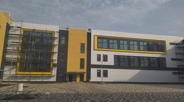 Первая школа в Знаменском готова на 91%