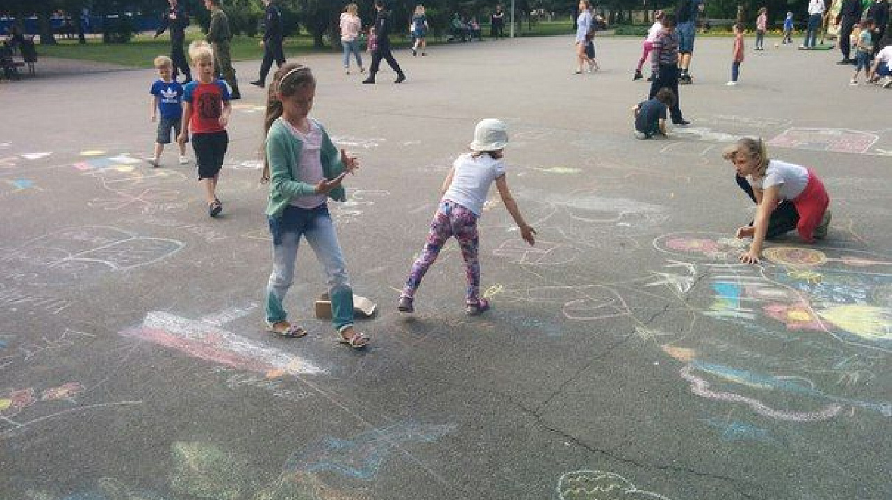 В парке имени 30-летия Победы состоялся праздник для детей