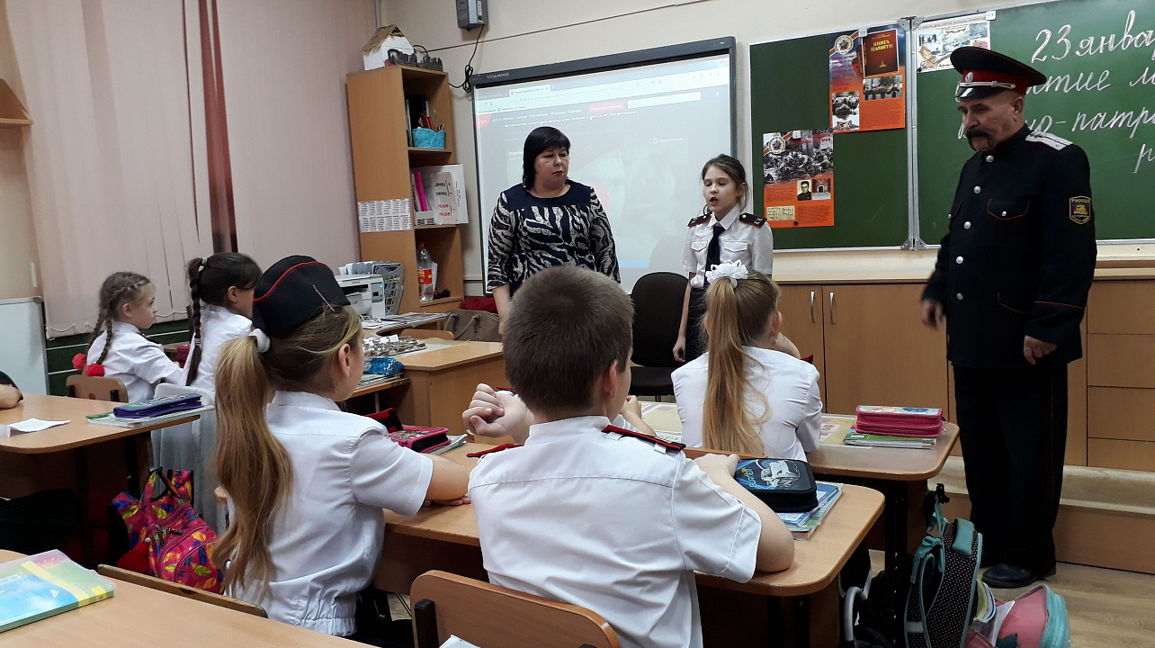 Казачатам рассказали о ценности блокадного хлеба